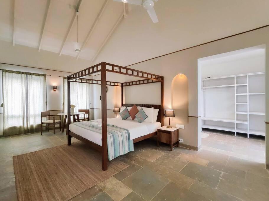 Barcelona Villas At Love Story Siolim- 3Bhk Private Pool Villas المظهر الخارجي الصورة