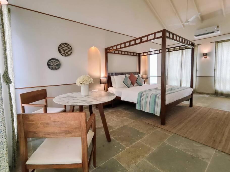 Barcelona Villas At Love Story Siolim- 3Bhk Private Pool Villas المظهر الخارجي الصورة
