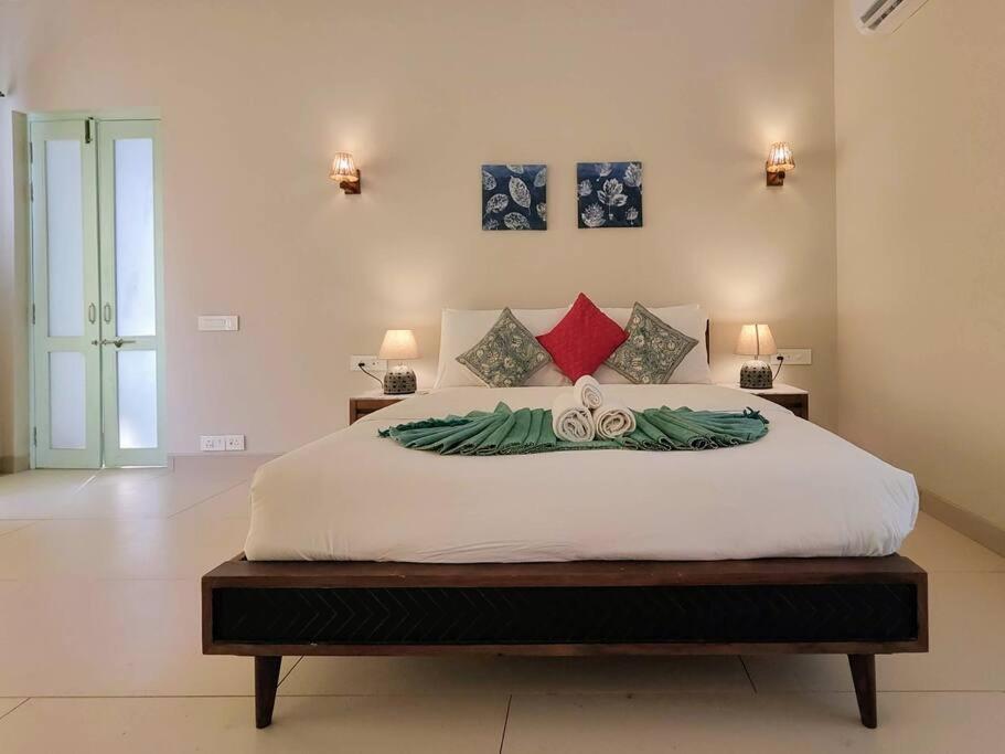 Barcelona Villas At Love Story Siolim- 3Bhk Private Pool Villas المظهر الخارجي الصورة
