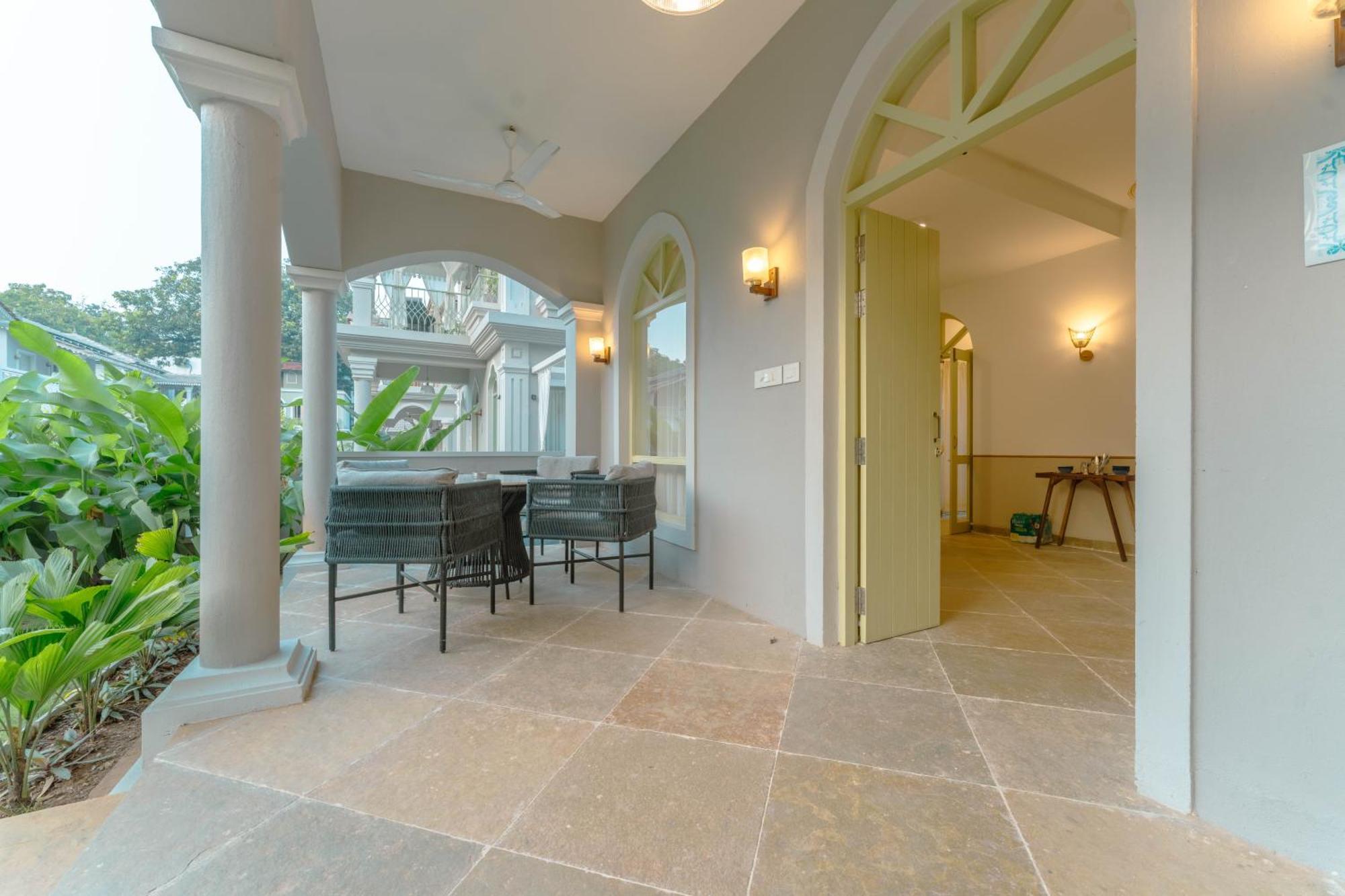 Barcelona Villas At Love Story Siolim- 3Bhk Private Pool Villas المظهر الخارجي الصورة