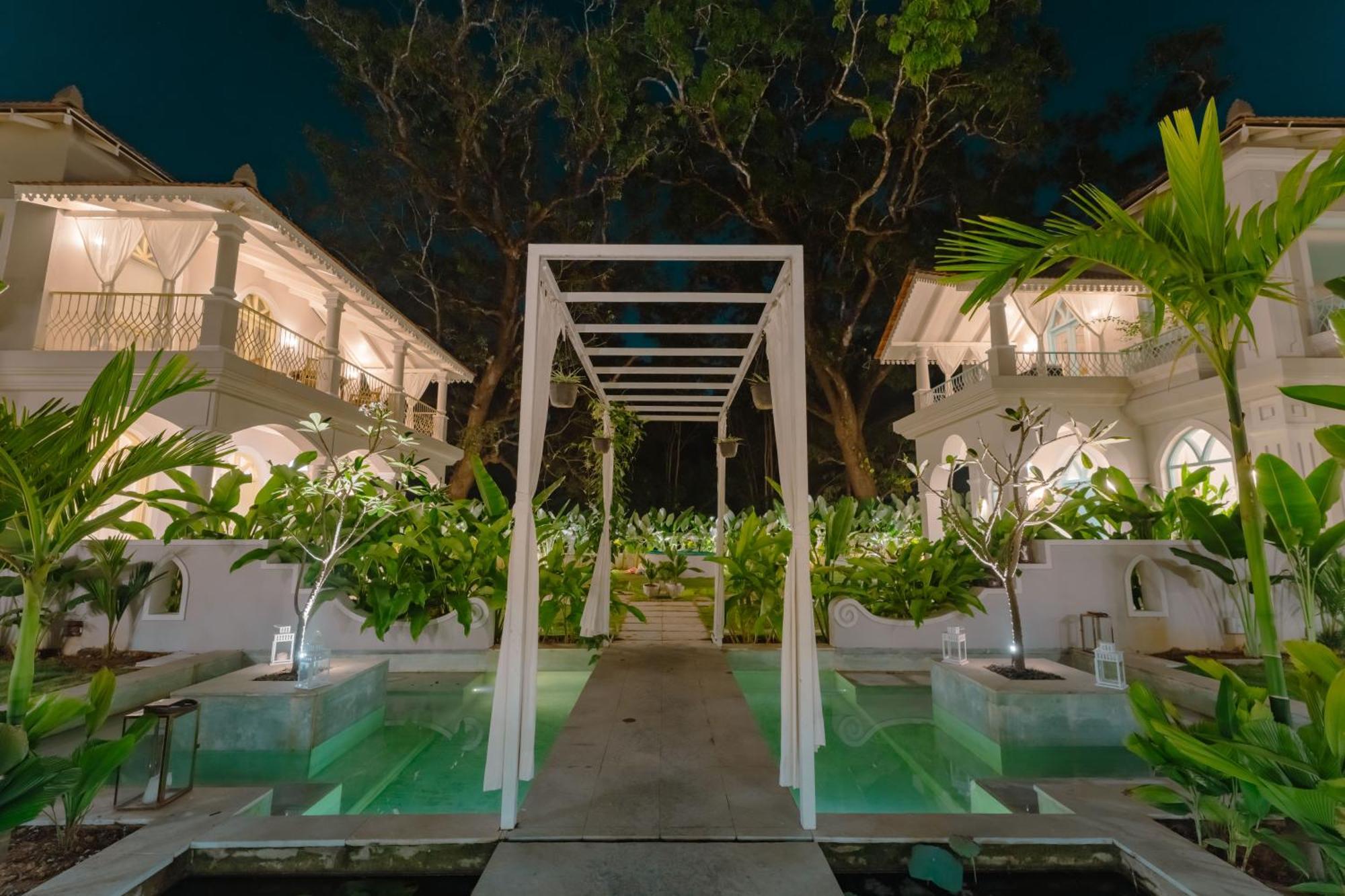 Barcelona Villas At Love Story Siolim- 3Bhk Private Pool Villas المظهر الخارجي الصورة